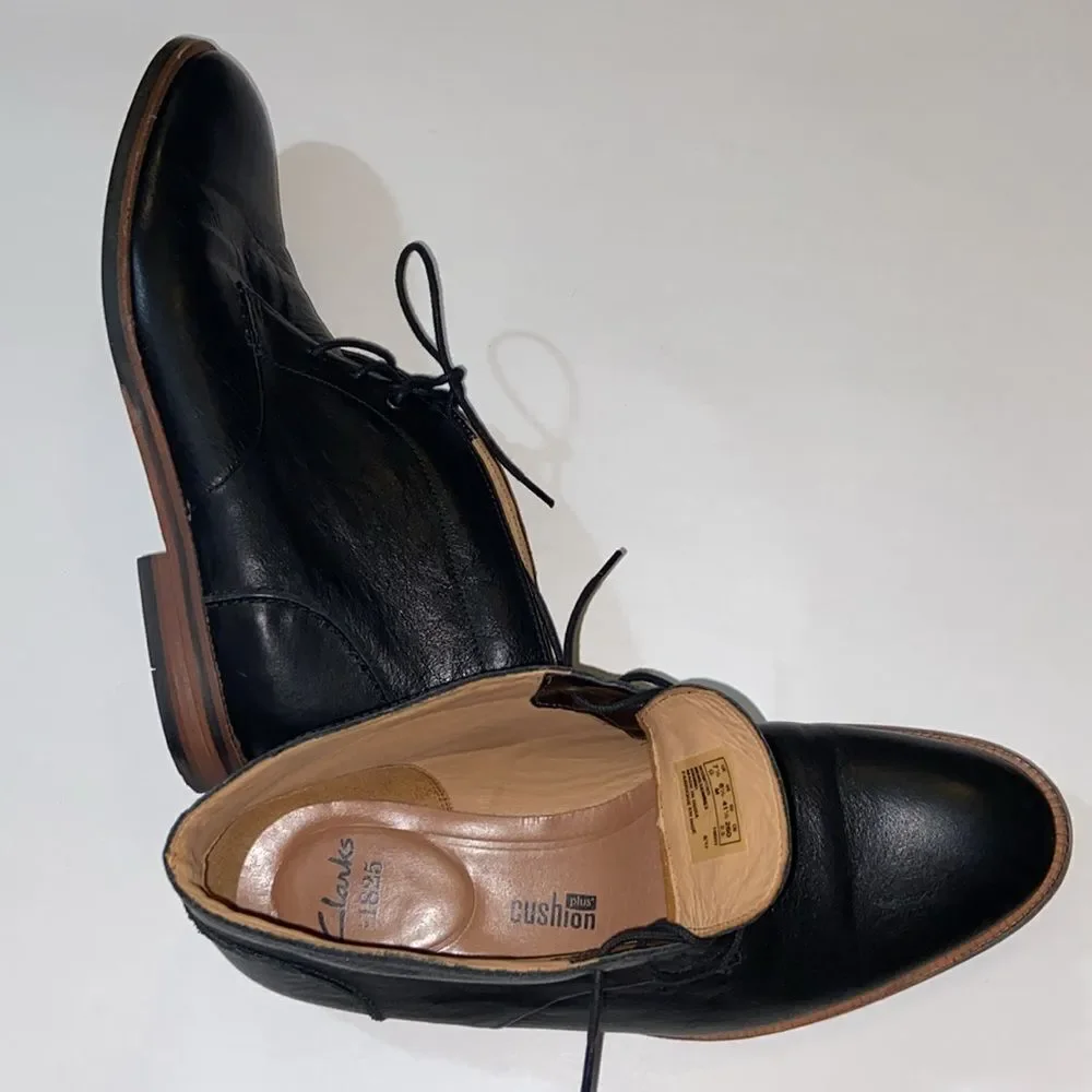 Clark’s Est 1825 Plus Cushion Men Dress Shoes Size 8.5M US